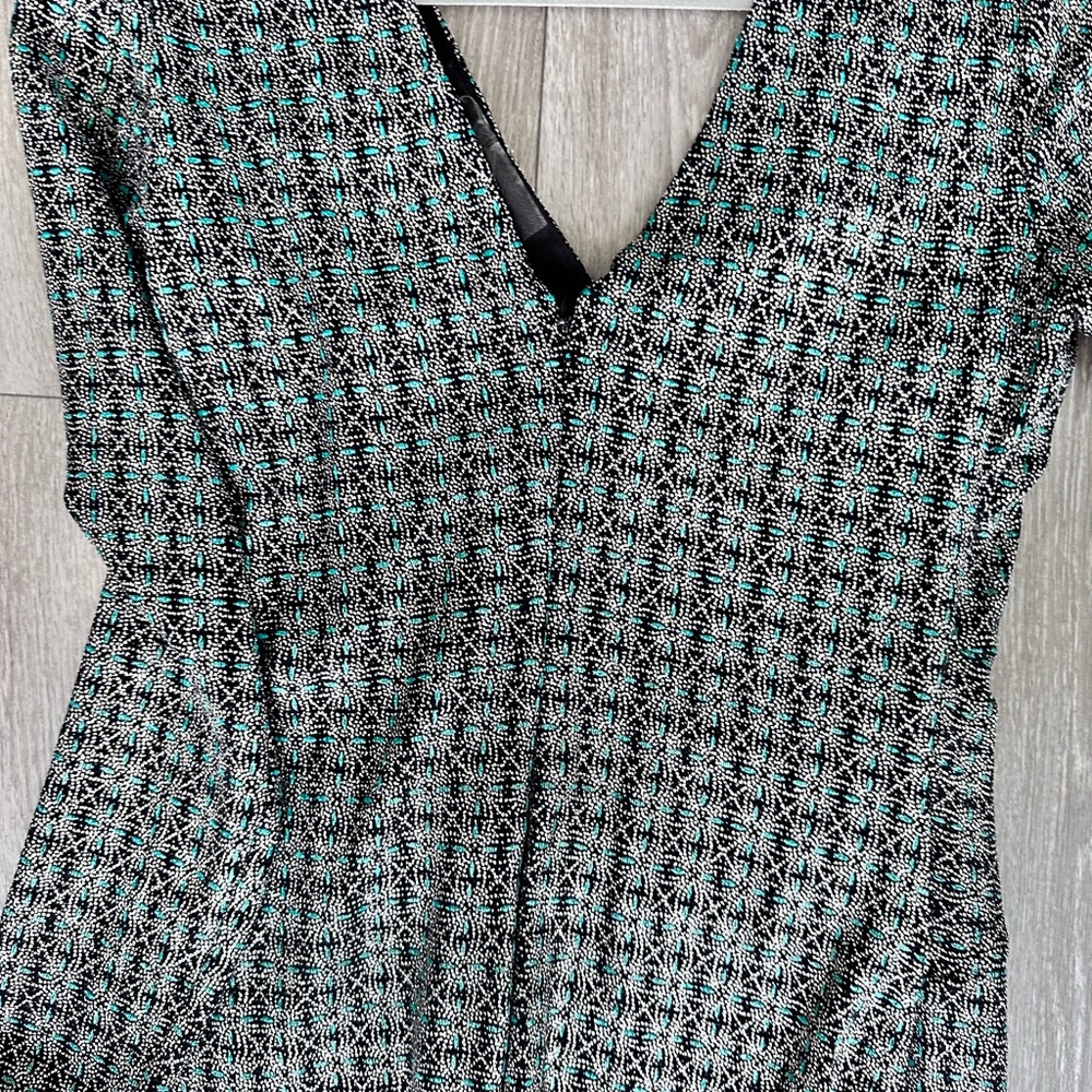 GUESS MIDI‎ DRESS - Picture 2 of 5